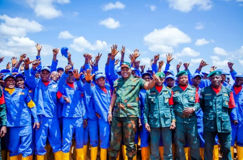  Fini l'importation de certains effets de l'armée et de la police: RDC : Le Service national annonce la production de 700 000 tenues militaires et policières par an