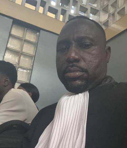  Les Avocats de Kinshasa appelés à une marche lundi suite à l’arrestation injuste de Maître Axel Sita