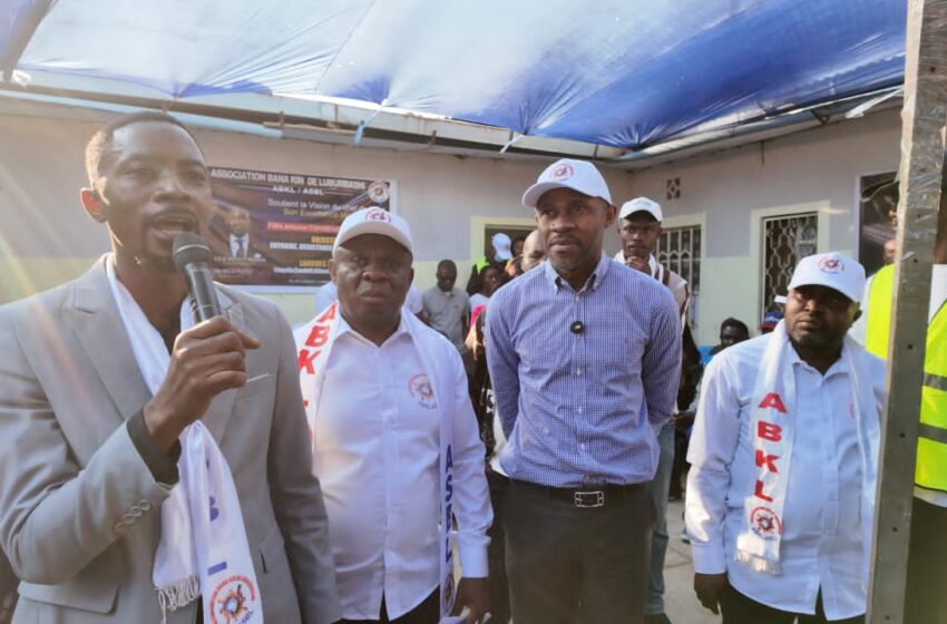 Devant les membres de l’ASBL Bana Kin de Lubumbashi Patrick Muyaya : « Nous devons nous mobiliser dans l’unité derrière le Président de la République pour mettre fin à la guerre »