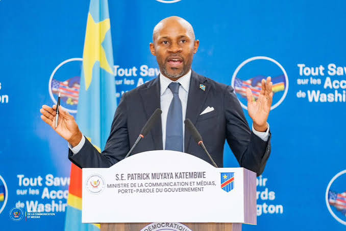  Patrick Muyaya : “Ni l’intelligence artificielle, ni les réseaux sociaux ne peuvent se substituer au travail du journaliste”